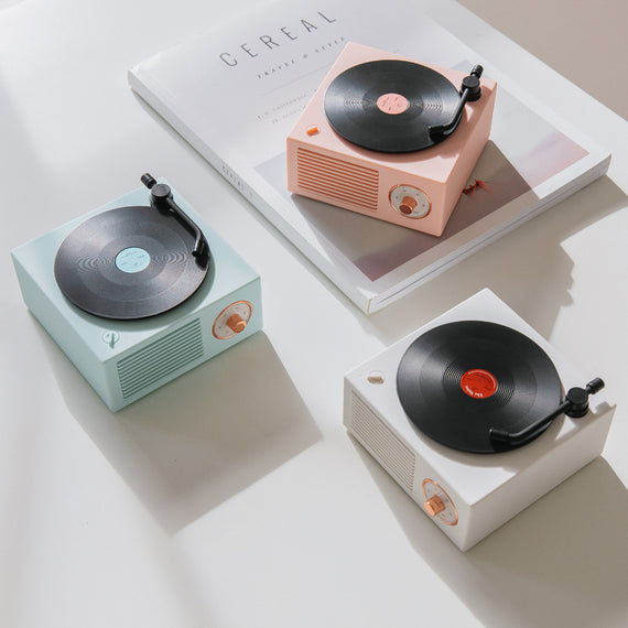 Mini Retro Phonograph Speaker: Vintage Style, Modern Bluetooth
