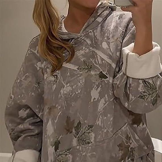 Chic Women's Casual Top with Pockets